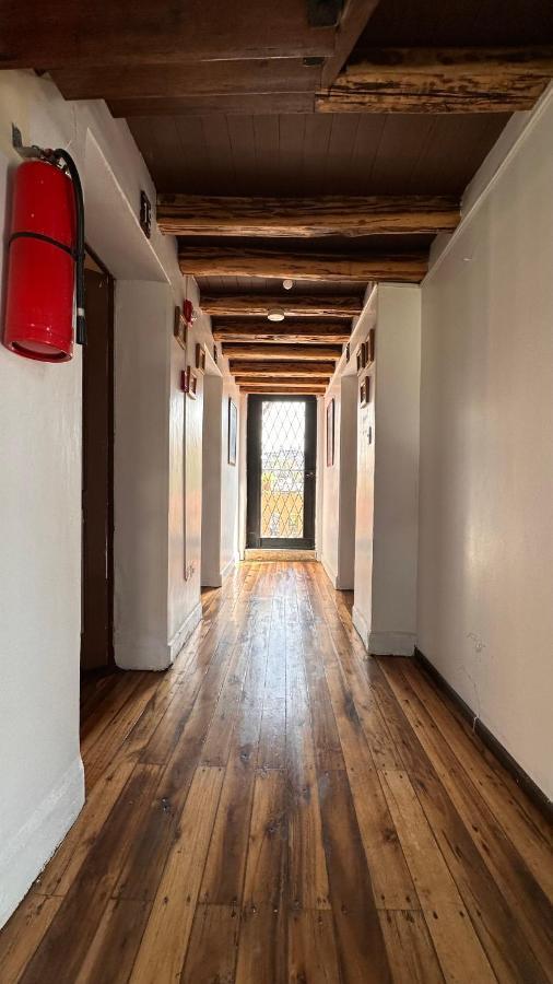 Campus Residencias Bed & Breakfast Quito Exterior photo