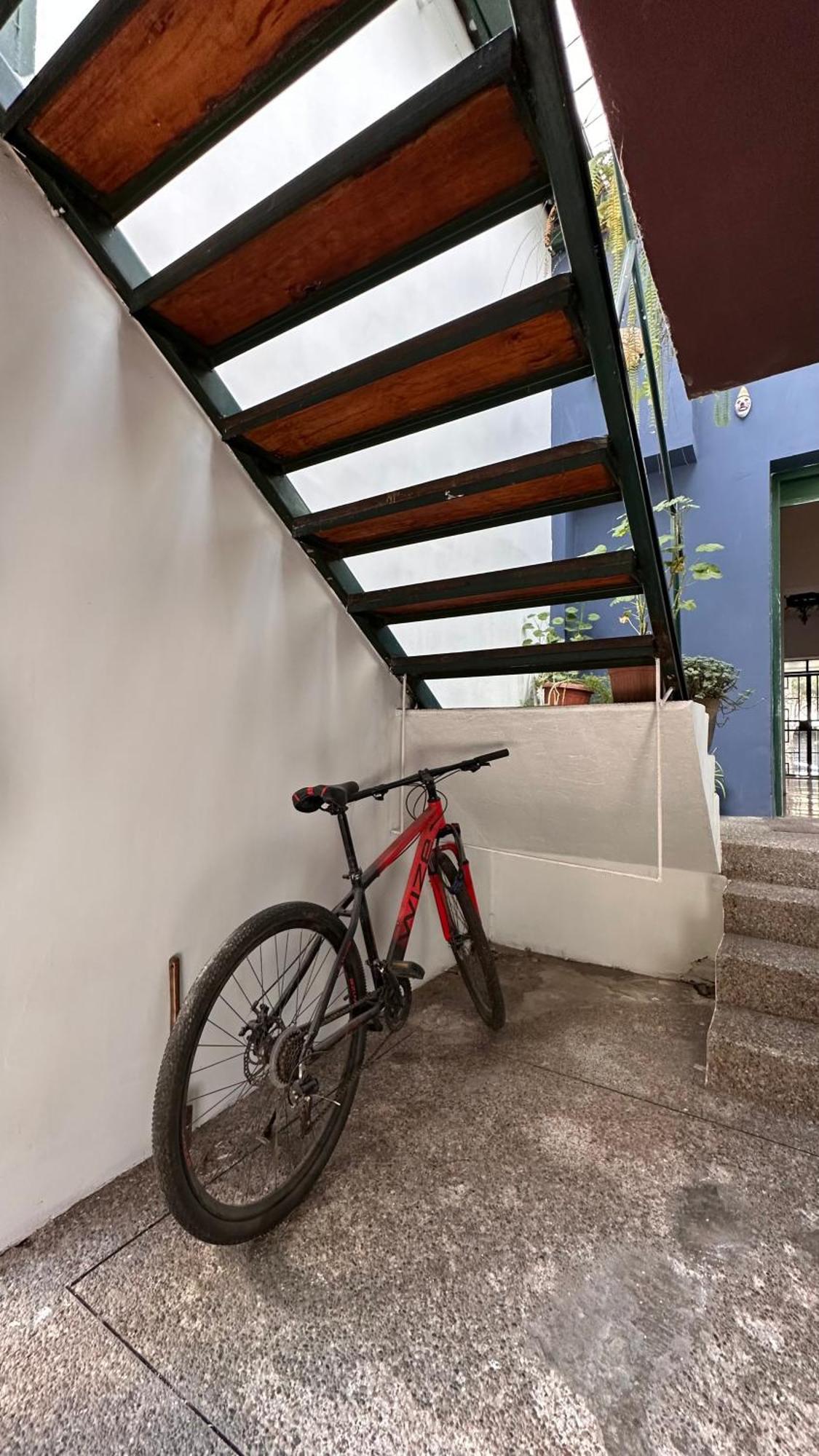 Campus Residencias Bed & Breakfast Quito Exterior photo